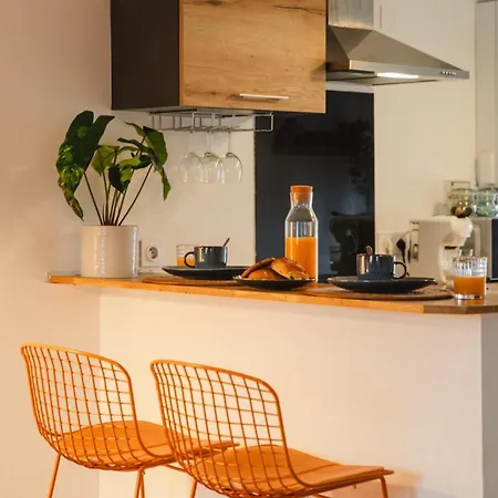 La Cime - Duplex Hypercentre, Wi-fi & Restaurant Апартаменты *