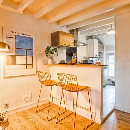 Apartment La Cime - Duplex Hypercentre, Wi-fi & Restaurant Caen